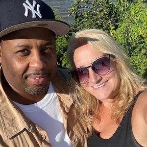 Meet your Posher, Vee